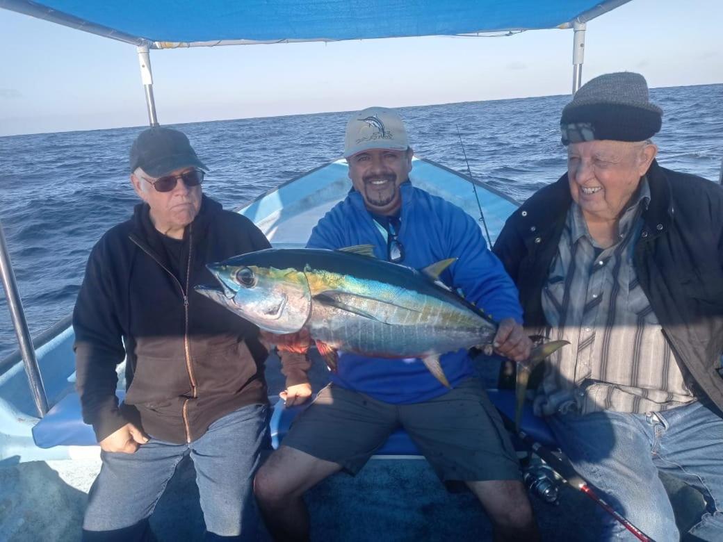 Hotel- Whale Tours And Sport Fishing Vista Mag-Bay Puerto San Carlos Eksteriør billede